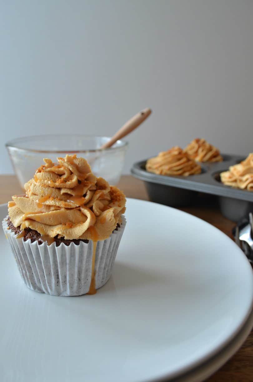 Chocolate-and-biscoff-cupcakes
