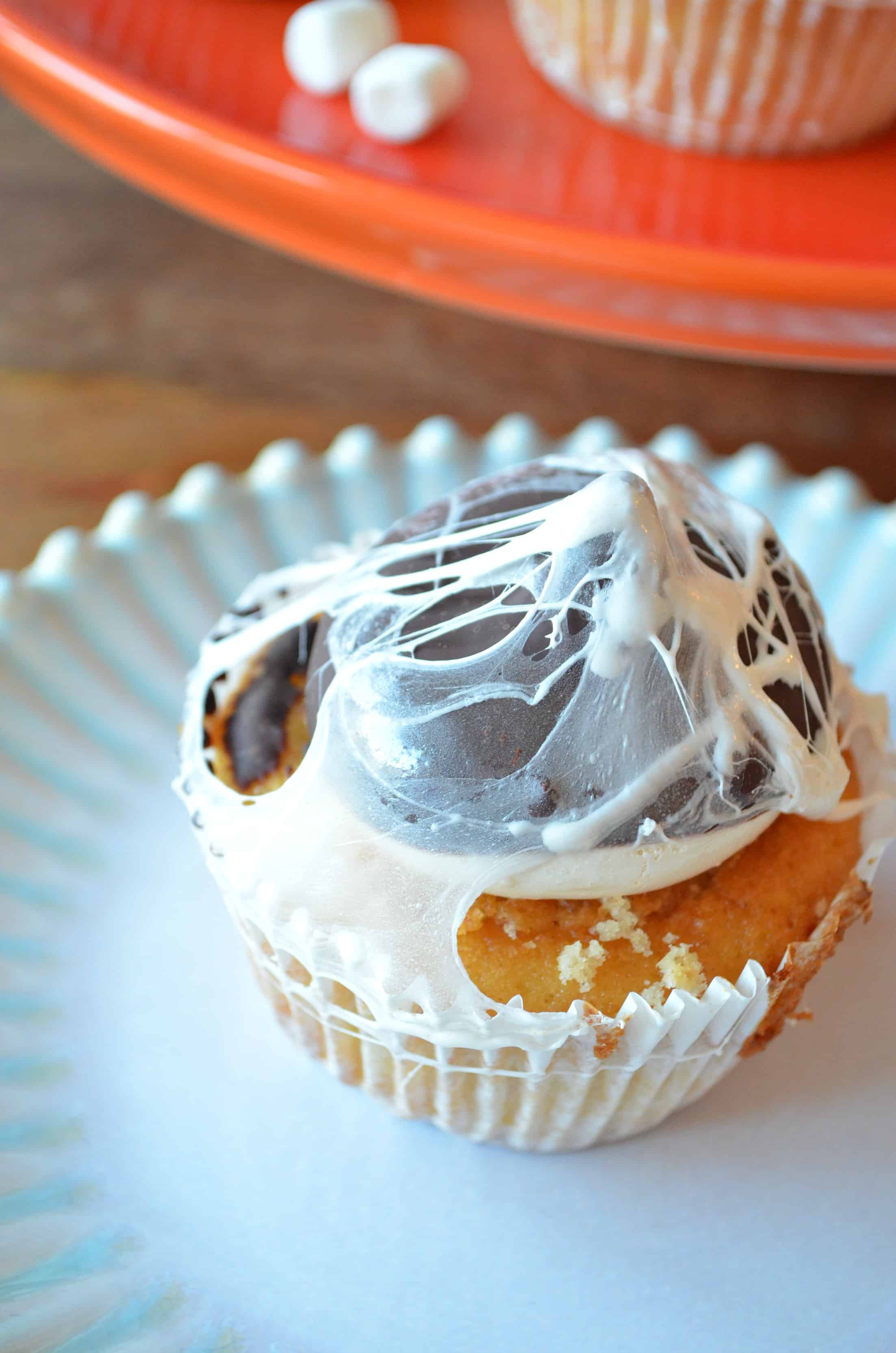 spooky spiderweb smores cupcakes