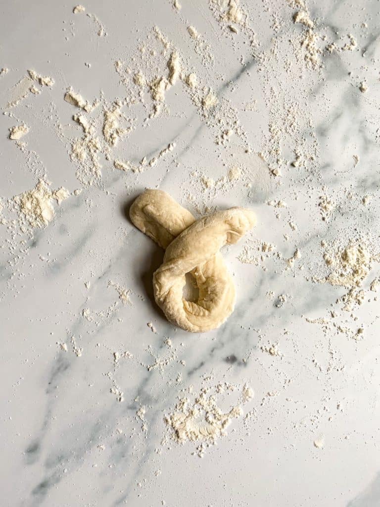 garlic knot dough process