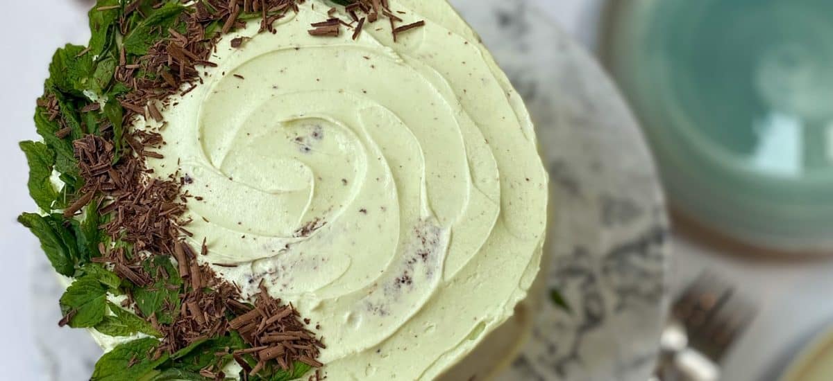 Mint Chocolate Cake (With Vertical Layers!)
