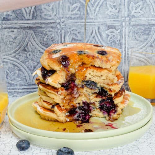quick & easy vegan blueberry pancakes