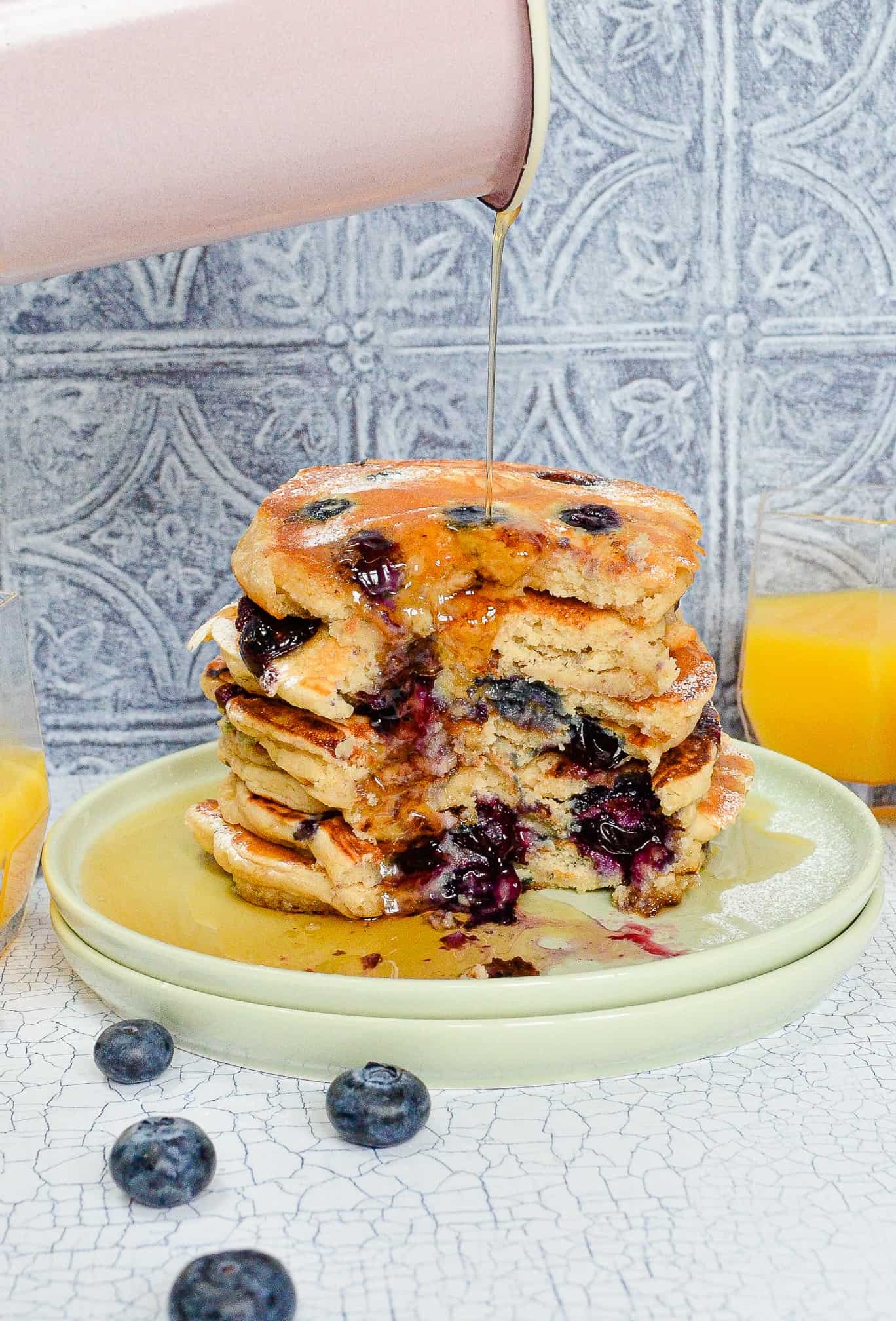 quick & easy vegan blueberry pancakes